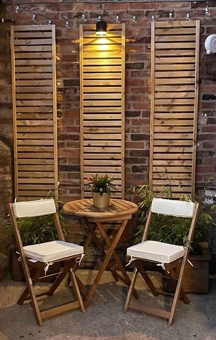 הוילה Cawood 4@No.4. A Cosy Spot For 4 And One Furry Friend